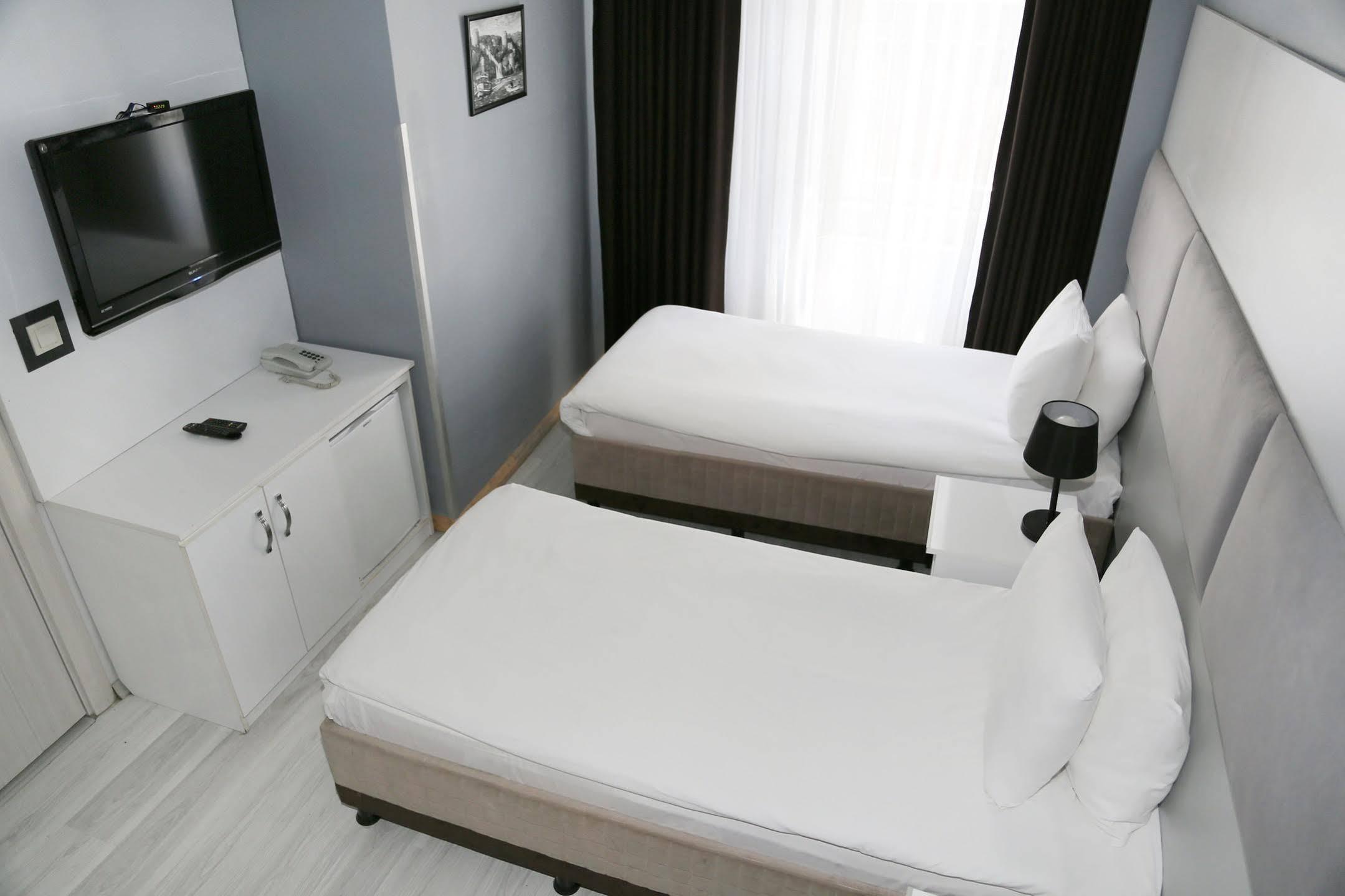 Babu House Hotel Istanbul Bagian luar foto